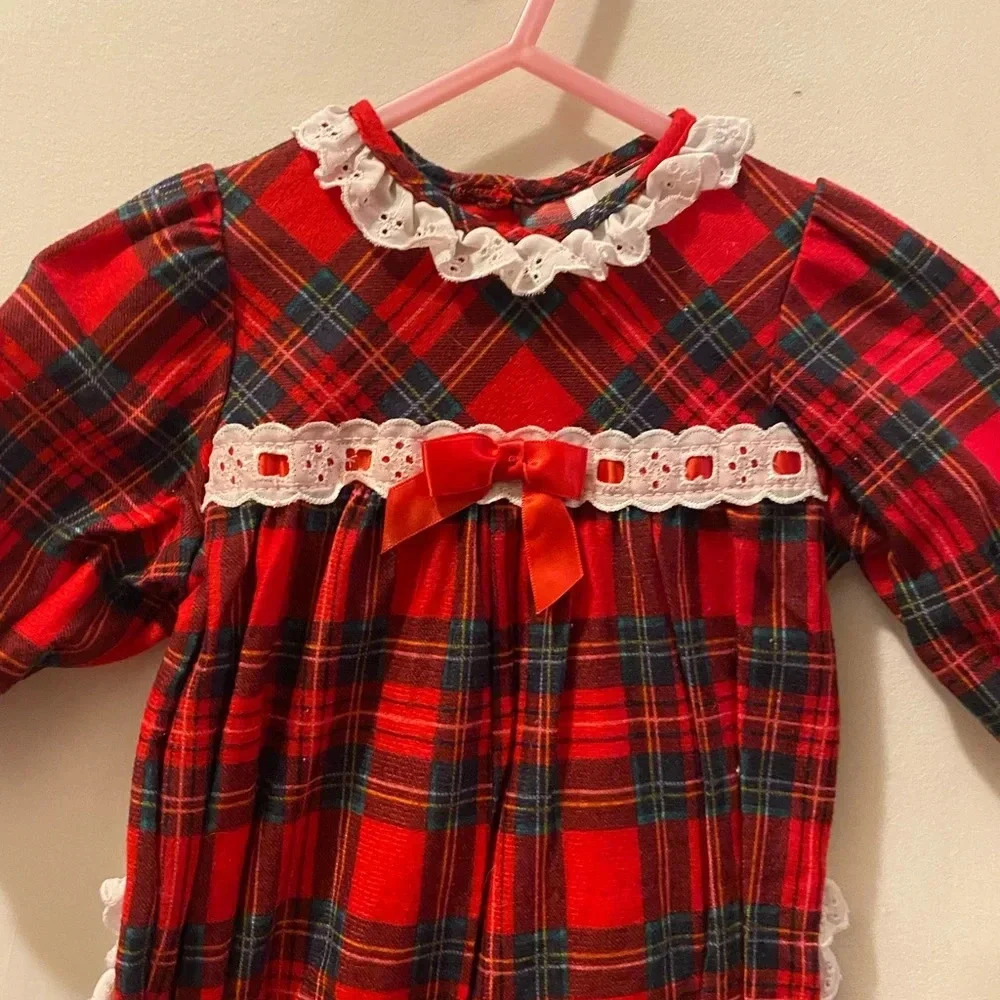 Plaid Holiday Ruffle Butt Sleeper - Picture 3 of 6